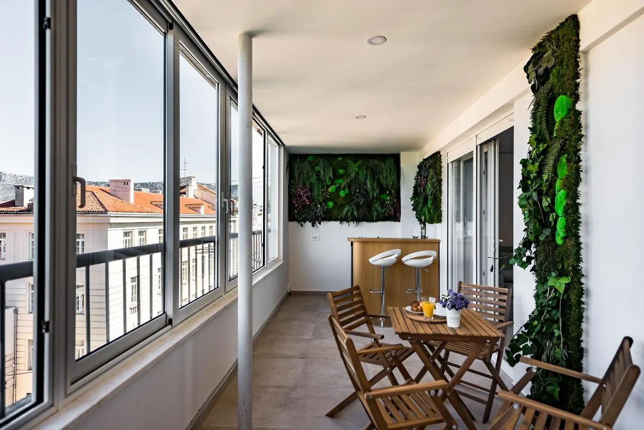 Lejlighed Penthouse With View In City Center Split