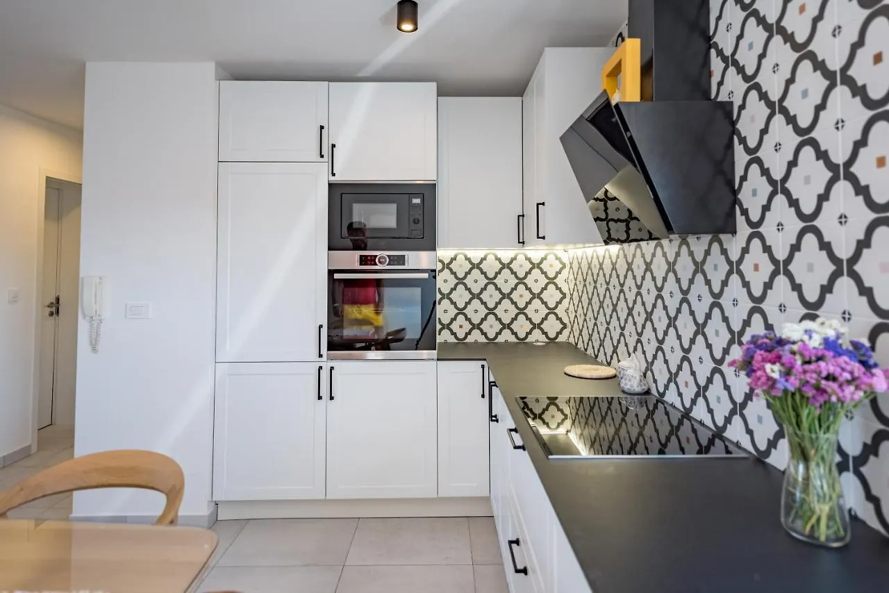 Penthouse With View In City Center Split
