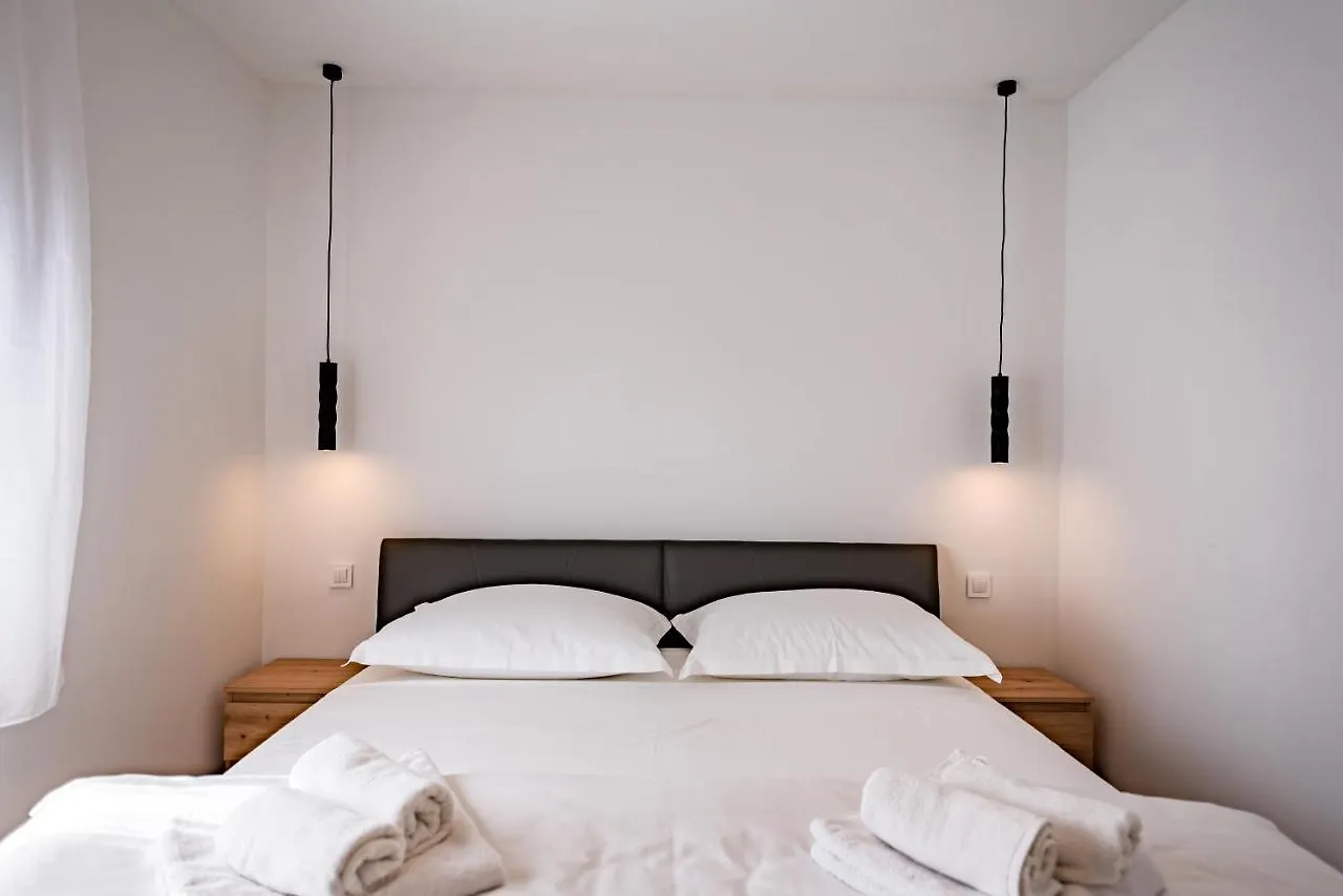 Penthouse With View In City Center Split Apartman