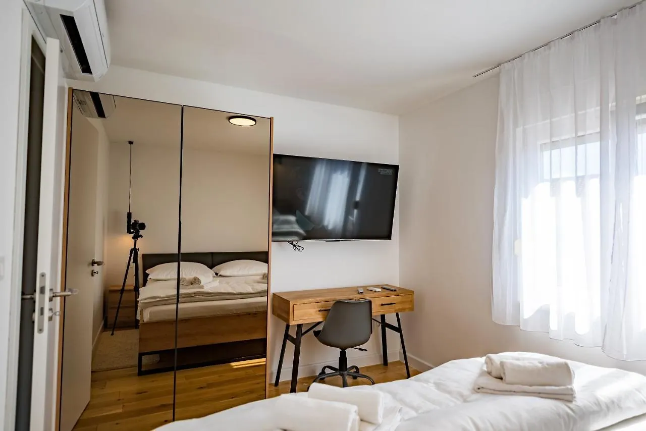 Penthouse With View In City Center Split Apartman